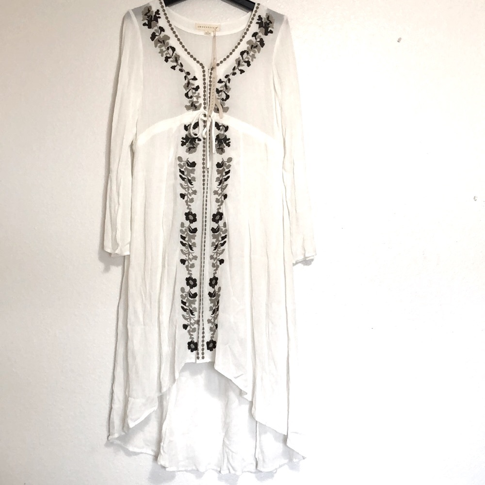 Embroidered White Lovestitch Tunic Dress SZ M